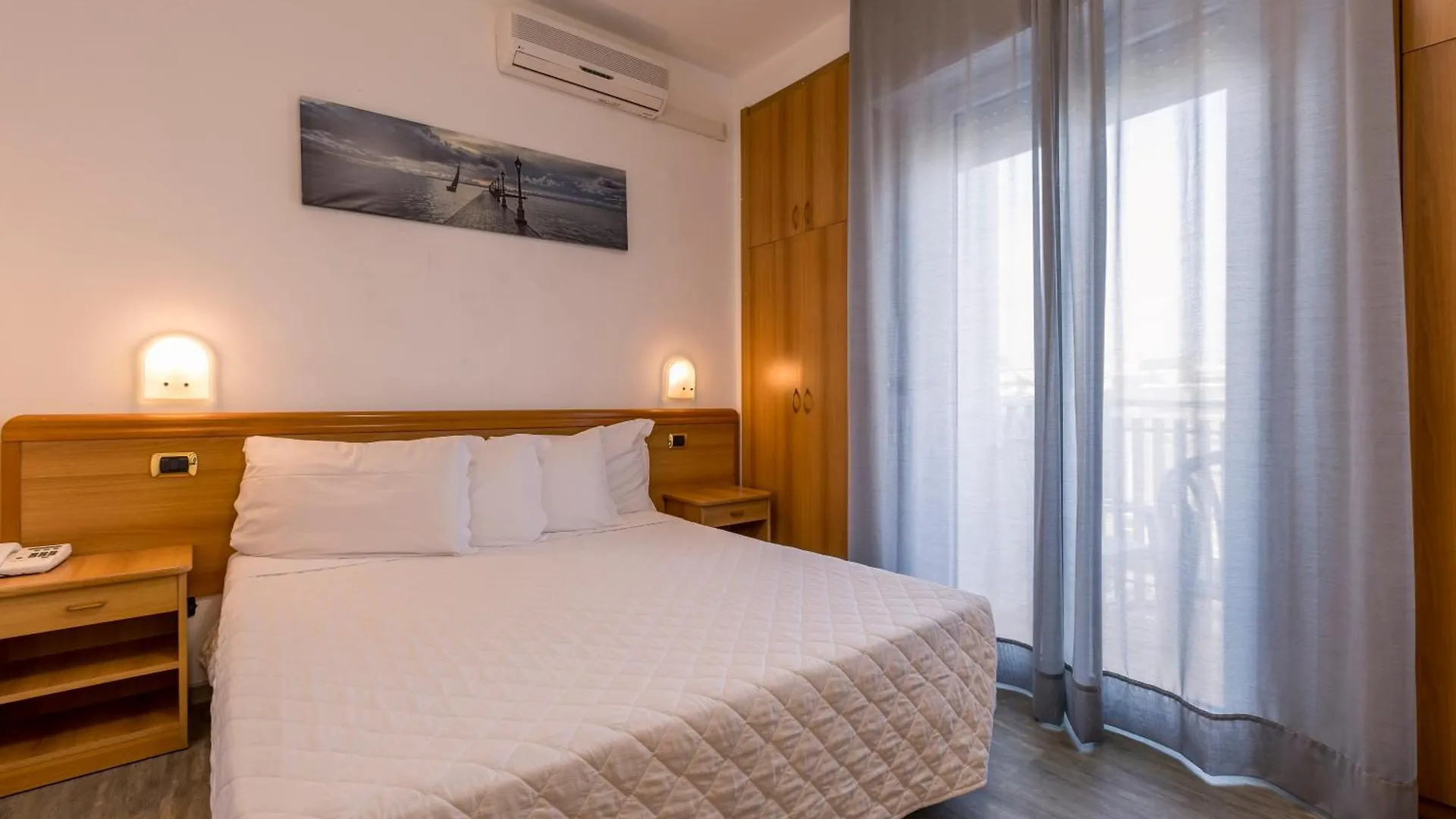 Hotel Centrale Морской Милан