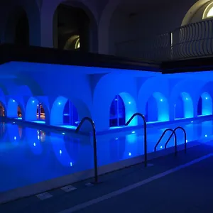 Dea Hotel